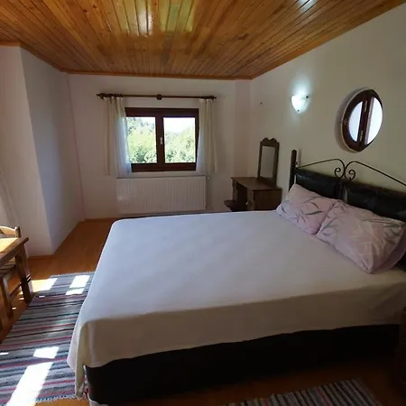 Villa Lapaz Esintisi